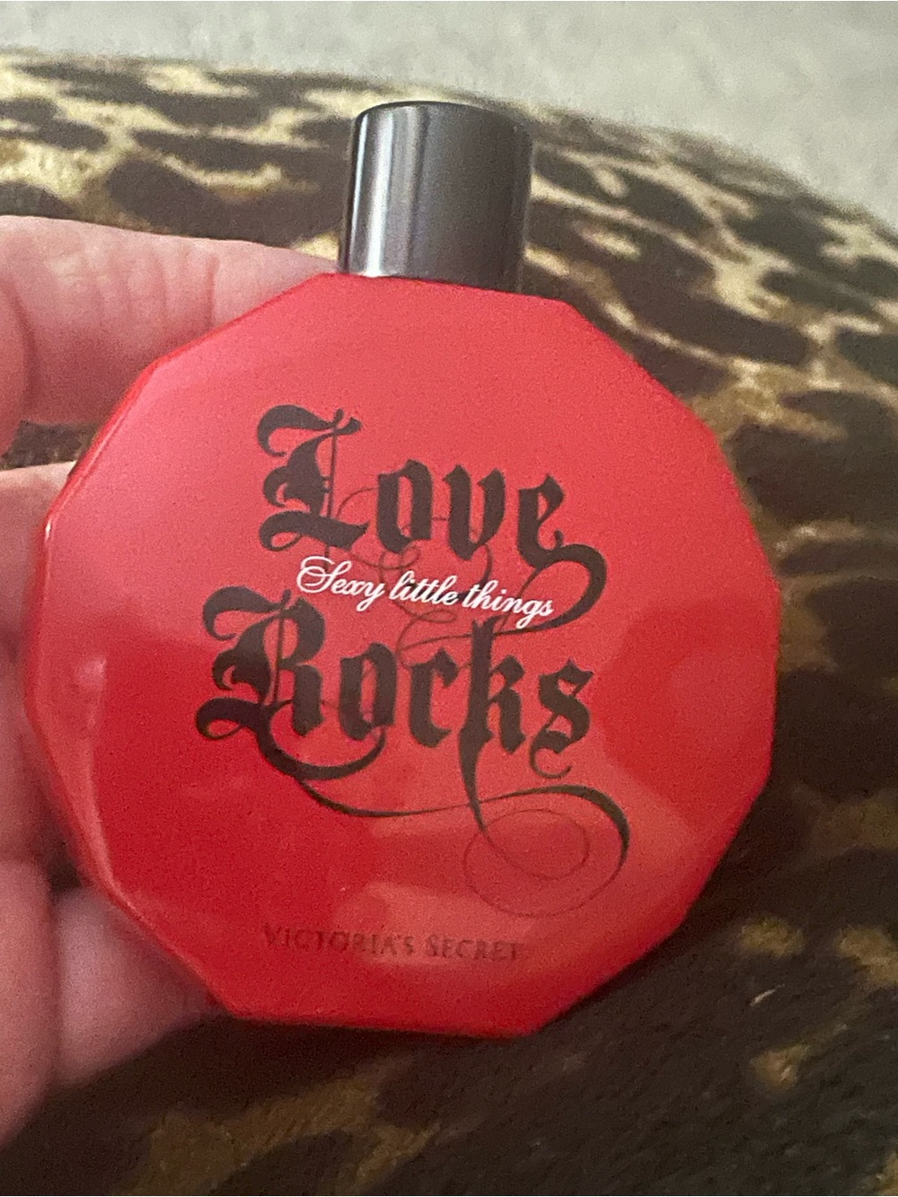 Victoria's Secret Red Love Rocks Fragrance Bottle & perfume - Picture 3 of 6